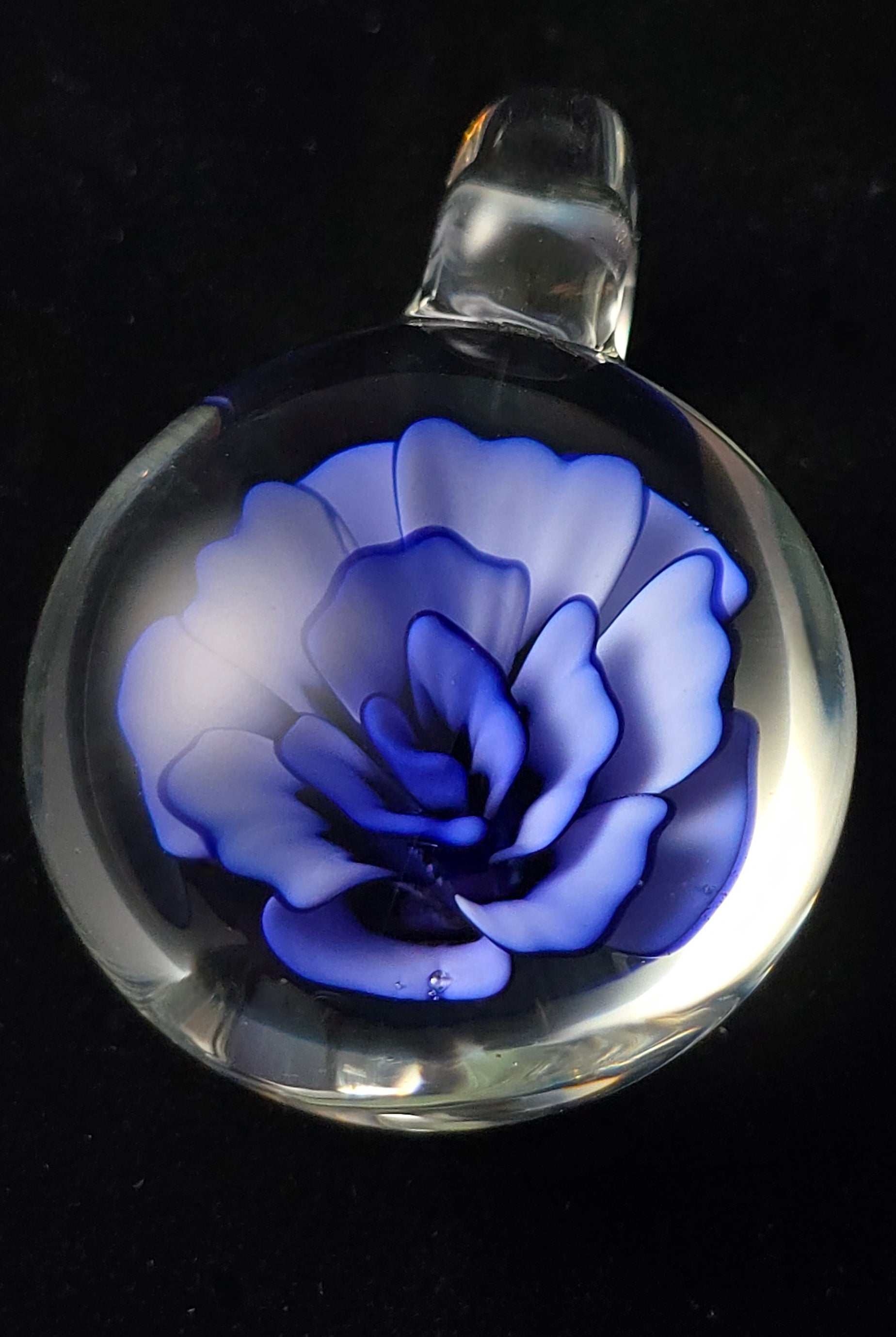 1.55 x 1.12 Flower Pendant  - Justin Bodovsky