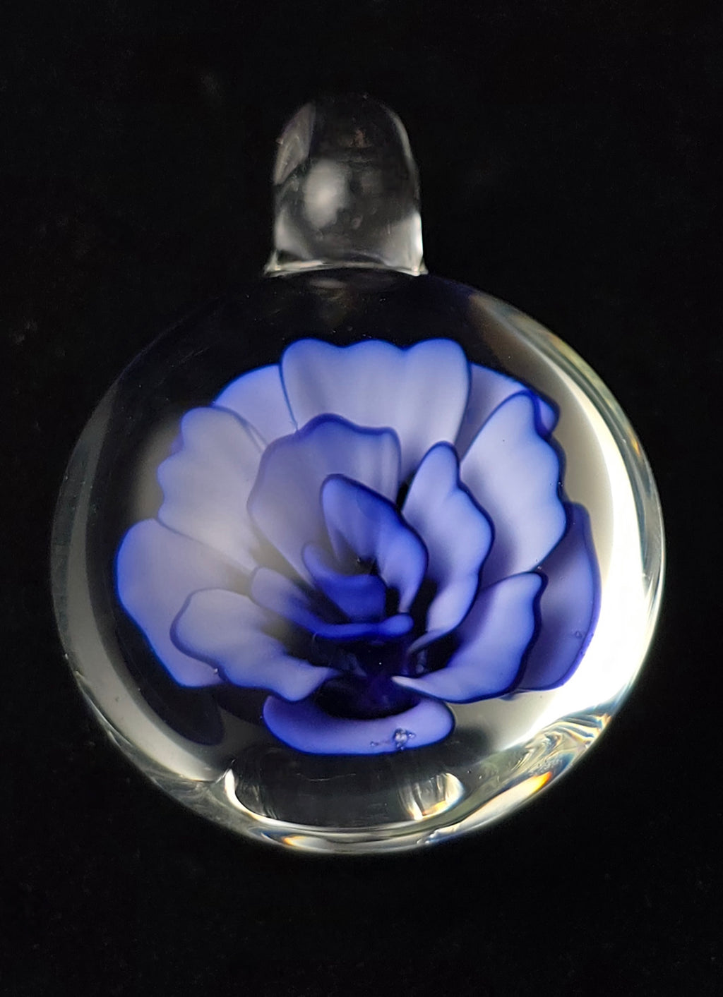 1.55 x 1.12 Flower Pendant  - Justin Bodovsky